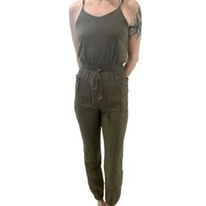 💫ARDENE Women’s Utility Olive Green Jumpsuit w/Adjustable Strings